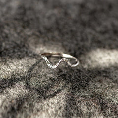 Bague en argent Vague d'eau au design tendance